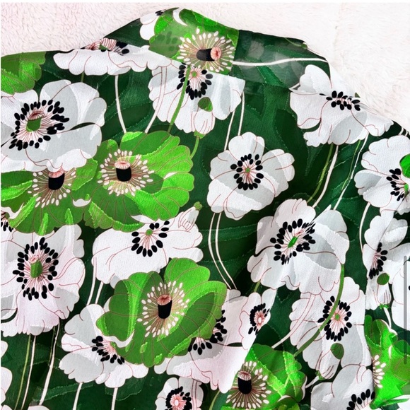 ASTR the Label Gorgeous Green & White Floral Long Sleeve Wrap Tie Blouse Top XS - Picture 8 of 12